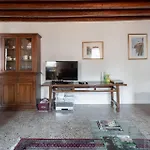 Apartment Ca' Coriandolo *