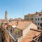 Ca' Coriandolo Apartment