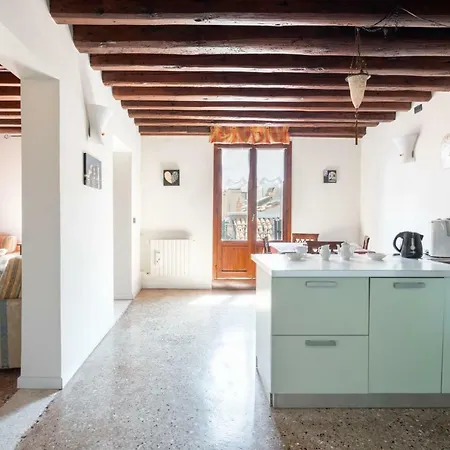 Apartman Ca' Coriandolo *