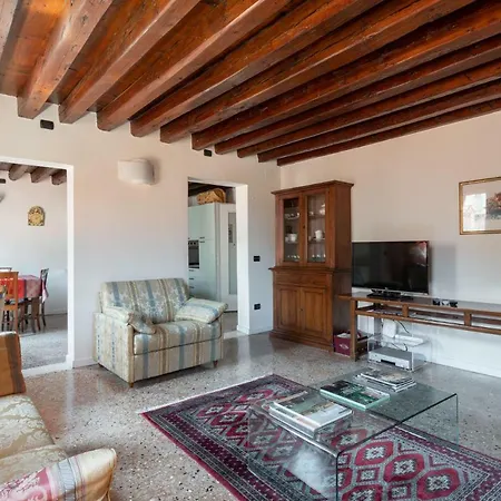 Apartman Ca' Coriandolo