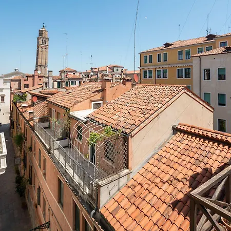 Ca' Coriandolo Апартаменты *