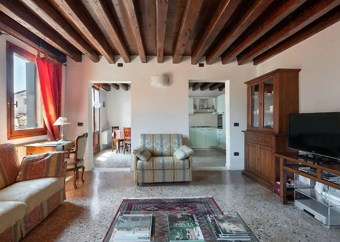 Ca' Coriandolo Apartment *