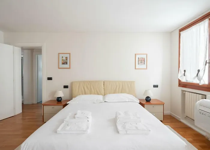 Ca' Coriandolo شقة البندقية