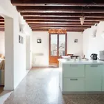 Apartment Ca' Coriandolo *
